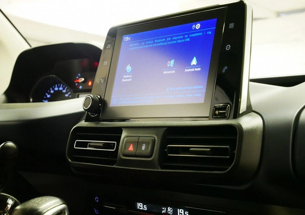 Peugeot Rifter cena 64900 przebieg: 90000, rok produkcji 2020 z Zator małe 781